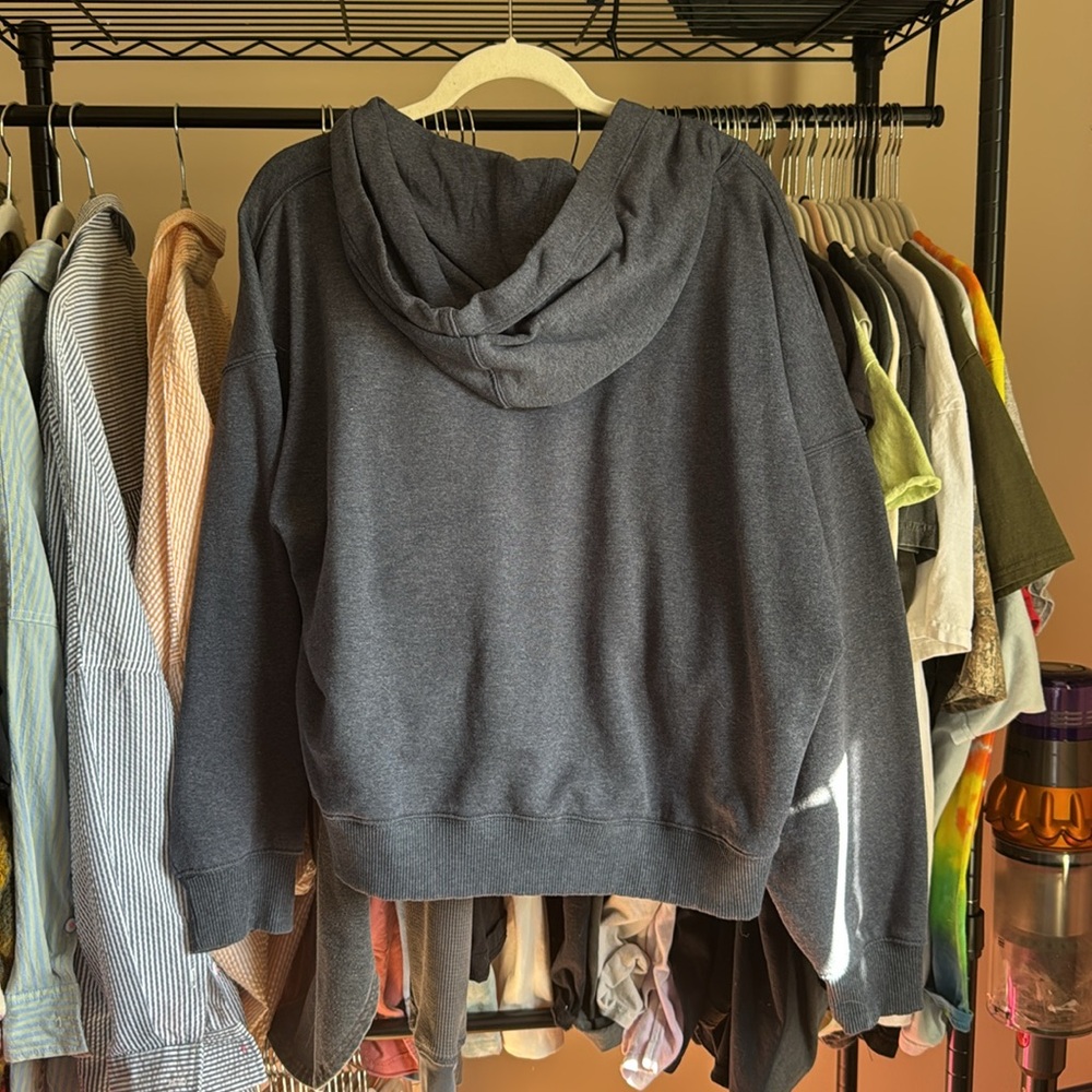 AE v neck hoodie - Picture 2 of 2